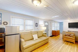 Seahorse Serenity - 7