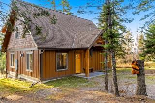 Experience Montana Cabins - Lake View Luxury Cabin #7 - Bigfork - 0