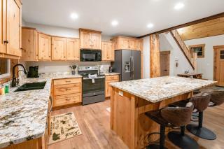 Experience Montana - Dream Catcher Luxury Cabin #8 - Bigfork - 2