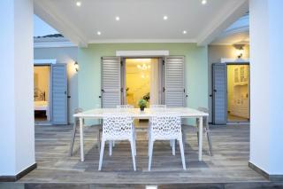 Ianthe & Brown Villas - Nikiana - 1