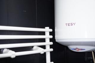 Black & White, Rezerva acum garsoniera cozy, cafea Lavazza, balcon, priveliște spre munte, saltea premium, fotoliu puf - 3