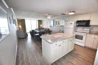 0402 Waters Edge Resort condo - 7