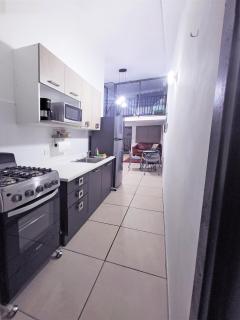 Cómodo apartamento # 4, Rio abajo cerca de la estación del metro de la Cincuentenario - 3