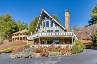 Picturesque Sky Haus Sanctuary with Mountain Views - Sky Valley - 9