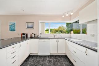 The White House - Taupo Holiday Home - Taupo - 2
