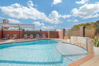 Best Western PLUS Edinburg Inn & Suites - Edinburg - 8