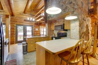 Lakefront Deerwood Home with Fire Pit and Grill! - Crosby - 2
