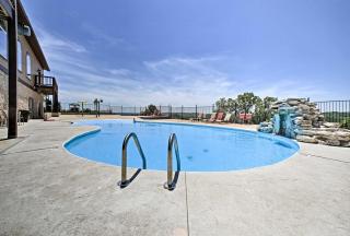 Branson Condo with Pool Near Silver Dollar City! - Branson - 9