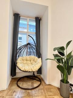 Spacious 2BDR apartment with free parking in Wenceslas Square - Praga - 1