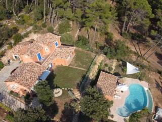 Charming Holiday Home in Lorgues with Private Pool - Lorgues - 9