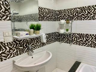 Family 3BR Apartment in Maadi - For Ladies, Couples & Families - 1