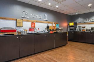 Hampton Inn by Hilton Spring Hill - Timber Pines - 2