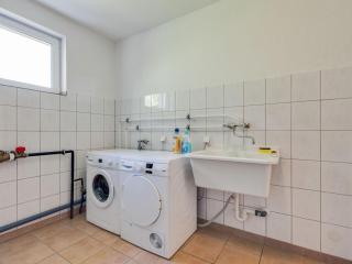 Apartment in Kaprun near Ski Slopes - 7