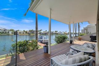 The Noosa Haven Luxe Waterfront Home - 6