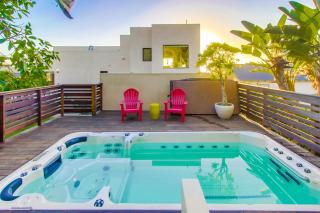Sunset Cliffs Modern Luxury Estate w Ocean Views, Oversized Spa, AC, Yard! - San Diego - 9