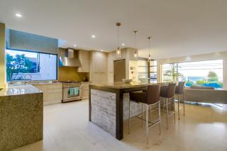 Sunset Cliffs Modern Luxury Estate w Ocean Views, Oversized Spa, AC, Yard! - San Diego - 6