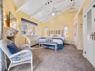 Stunning beach home - steps2sand, AC, Large Patio and Fast Wifi! - San Diego - 3
