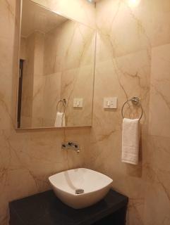 HOTEL BLUE REGENT - 3