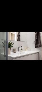 Seaside Serenity: 2BR getaway - 6