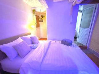 Getaway Villa Bangkok - 4 Bedroom,6 Beds and 5 Bathroom - Bangkok - 4