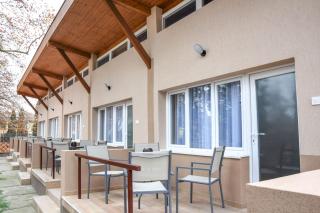 Lakeside Apartmanház Soltvadkert - Soltvadkert - 0