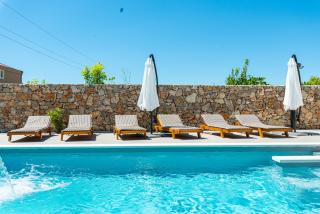 New luxury villa with swimming pool, sauna, near beach - by Traveler tourist agency Krk ID 2380 br 4 - Privlaka - 9