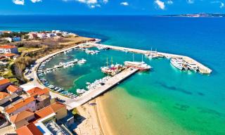 New luxury villa with swimming pool, sauna, near beach - by Traveler tourist agency Krk ID 2380 br 4 - Privlaka - 4