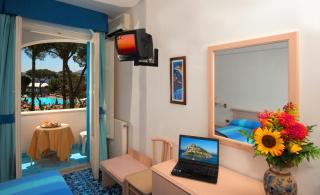 Hotel Villa Hermosa - Isquia - 8