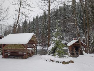 Біля річки - 2