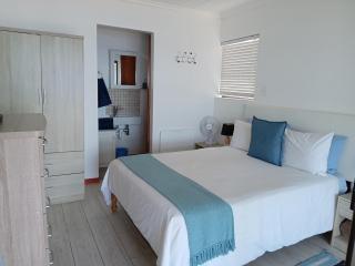 Captain Sunshine Guest House - Jongensfontein - 4