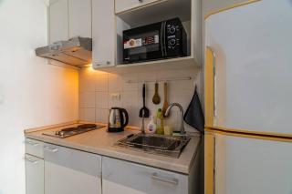 City Center 1 bedroom Fast WiFi Pool Checkin 24h - 7