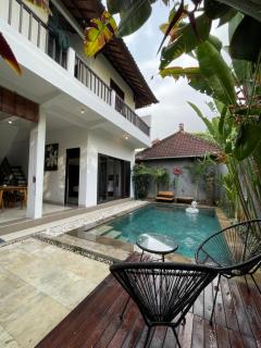 Casa Sessy Legian - Seminyak - 6