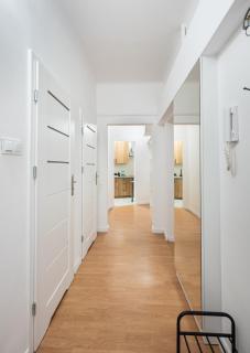 Old Town 5-Bedroom Apartment - Varsavia - 4
