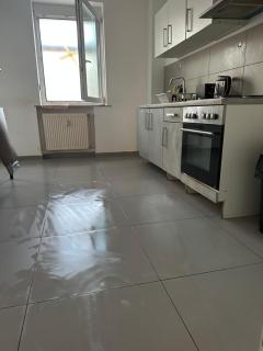 4 Zimmer Bruchsal/Bahnhof Zentrale Lage (Monteurzimmer) - Bruchsal - 1