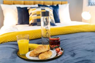 Sky Rooms One Bedroom Modern Studio Apartment 3 - Birmingham - 1