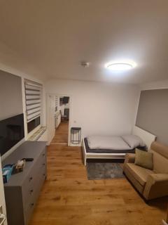 Schöne 2 Zimmer Apartment in Uerdingen Nähe Düsseldorf - Krefeld - 5