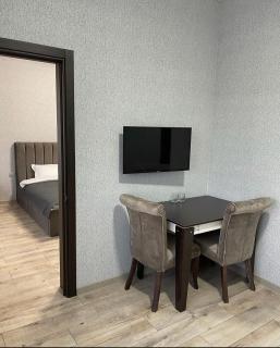 Ні пуху, ні пера! - 2