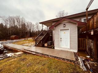 Cozy suite in the woods - - 9