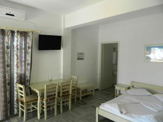 Christiana Hotel - Ambelas - 6
