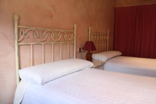 Hotel Rural Carlos I - Garganta la Olla - 7