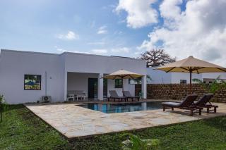 4 U Luxury Bungalows Diani - Diani Beach - 8