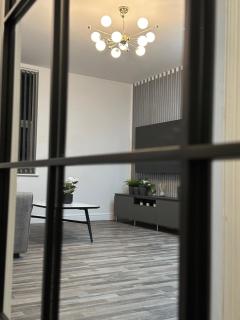 Stylish Leeds City Apartment - Headingley - 4