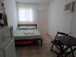 Suíte simples com entrada independente na região central de Paraty - 5