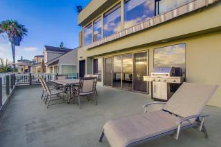 Mission Bay Dreams - w Bay Access, Parking, Pool & Spa - 7