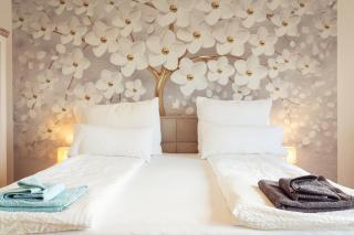 TAMLiving Graz Zentrum Balkon Küche Smart TV Ausblick - 4