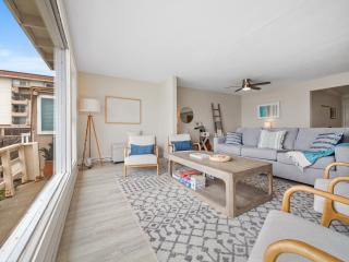 Stunning Oceanfront Villa - Massive Patio, Hot Tub, Parking, Pet Friendly & Views! - San Diego - 5