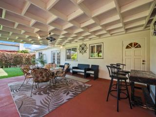 Bay Park Garden Paradise - central Location, AC, Washer Dryer & Private yard! - San Diego - 0