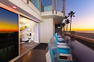 Oceanfront, two-level condo with stunning view, decks, fast WiFi & fireplace - San Diego - 7