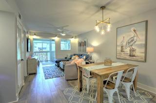 Fully Renovated! Coastal Elegance &Tranquil Beach - Hilton Head Island - 7
