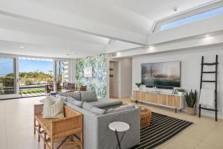 Birdrock Paradise w Private Pool& Spa, AC, fast WiFi & Yard! - San Diego - 4